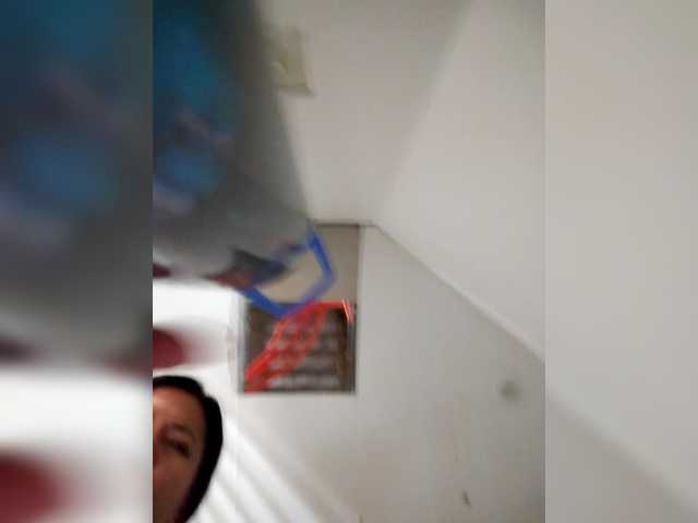 candicelovee's BongaCams show and profile