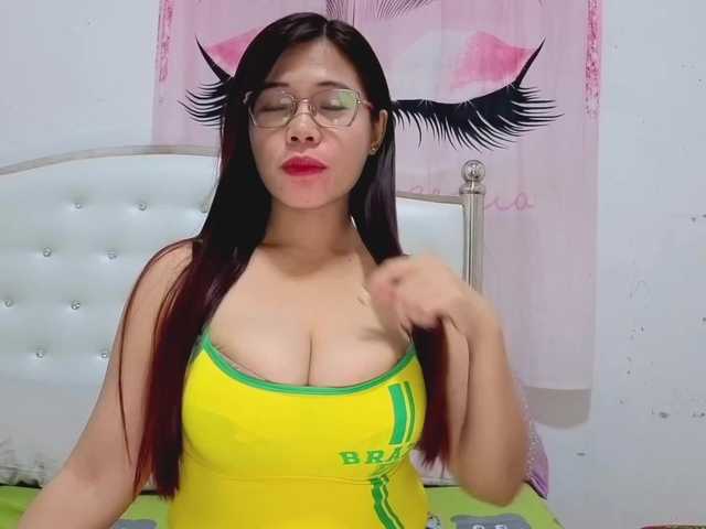 candicelovee's BongaCams show and profile