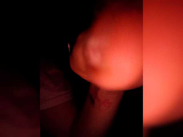 candicelovee's BongaCams show and profile