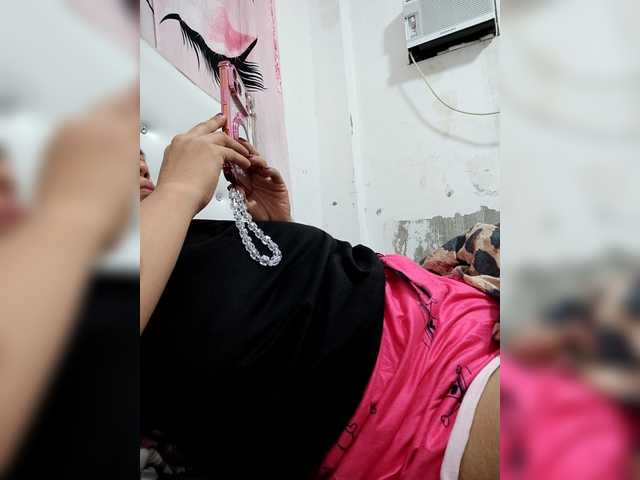 candicelovee's BongaCams show and profile