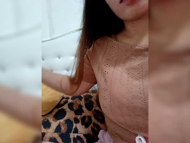 candicelovee's BongaCams show and profile