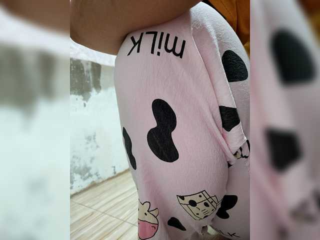 candicelovee's BongaCams show and profile