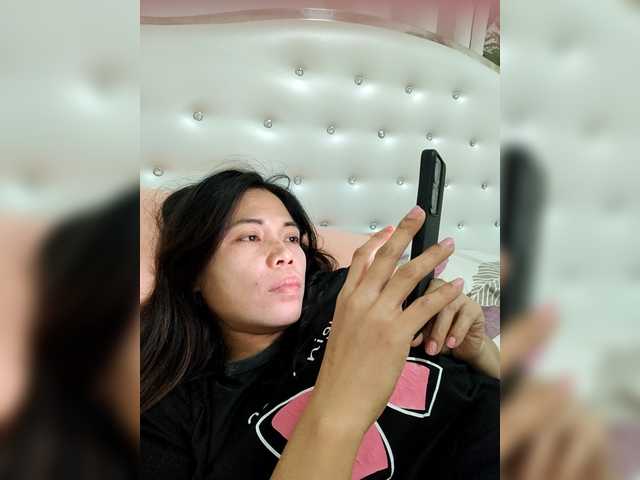 candicelovee's BongaCams show and profile