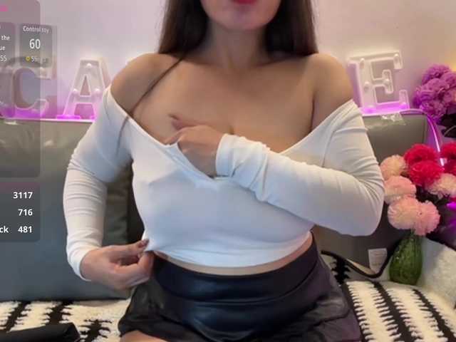candicelovee's BongaCams show and profile