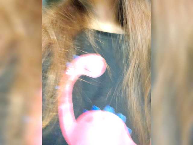 candicelovee's BongaCams show and profile