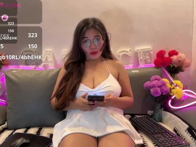 candicelovee's BongaCams show and profile