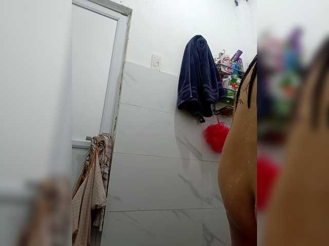 candicelovee's BongaCams show and profile