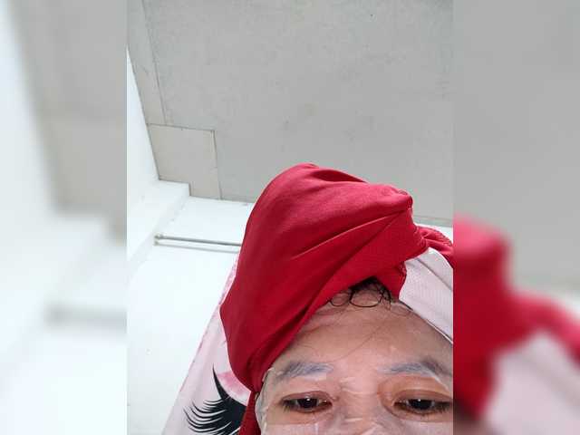 candicelovee's BongaCams show and profile