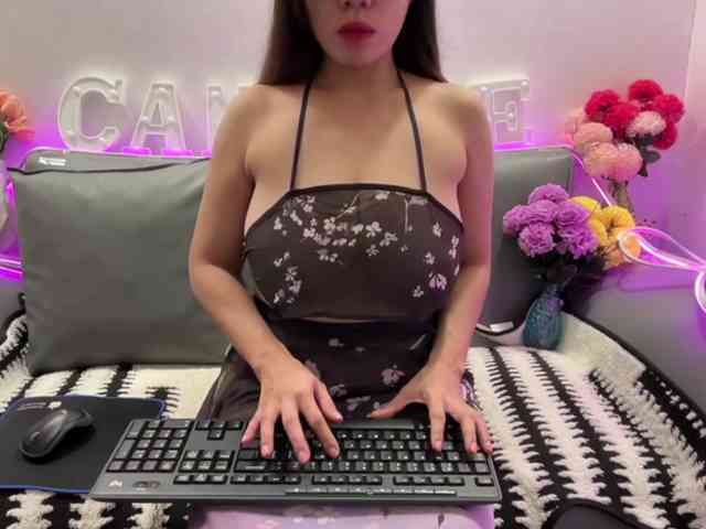 candicelovee webcam