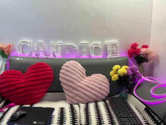 candicelovee Live Webcam on BongaCams