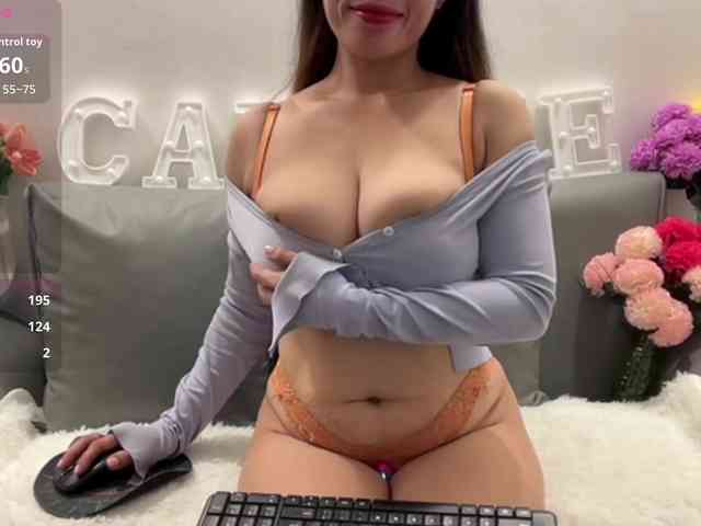 candicelovee webcam
