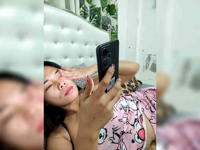 candicelovee Live Webcam on BongaCams