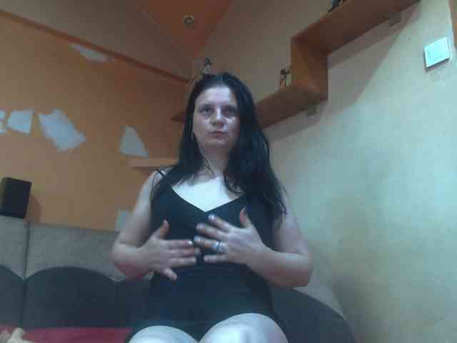 Nikol19721 webcam