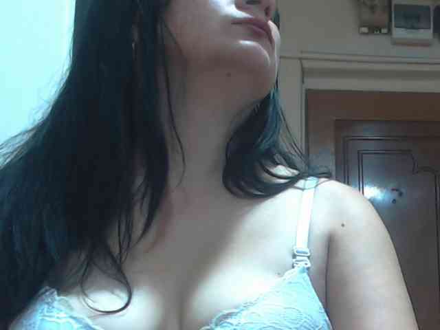 Nikol19721 webcam