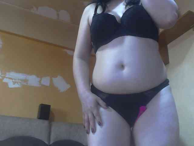 Nikol19721 webcam