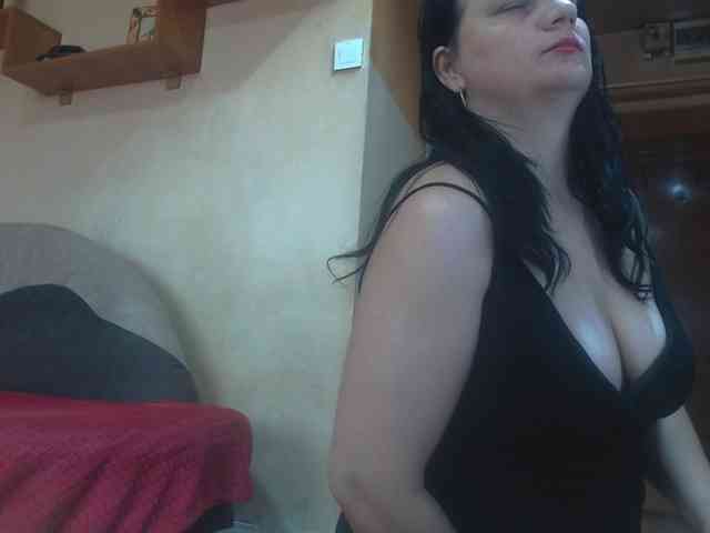 Nikol19721 webcam