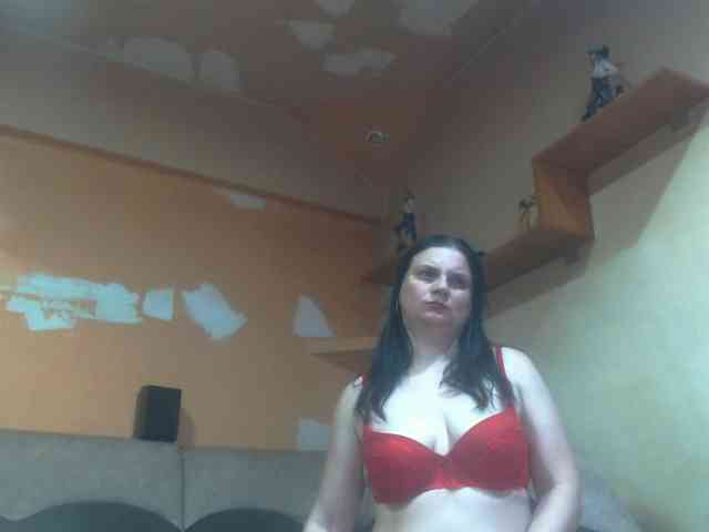 Nikol19721