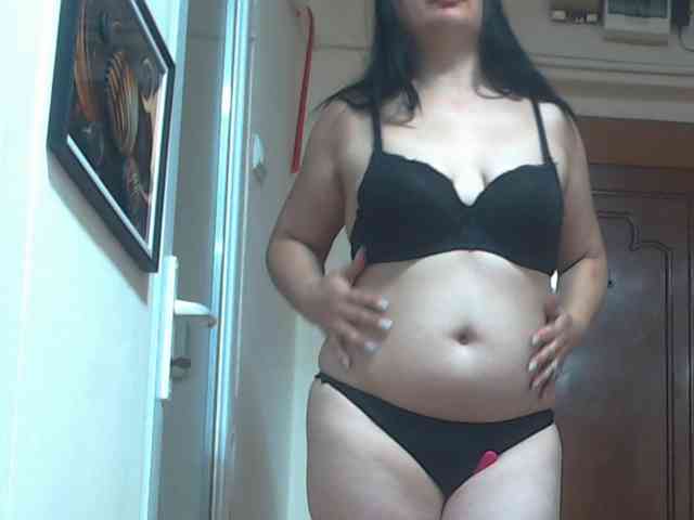 Nikol19721 webcam