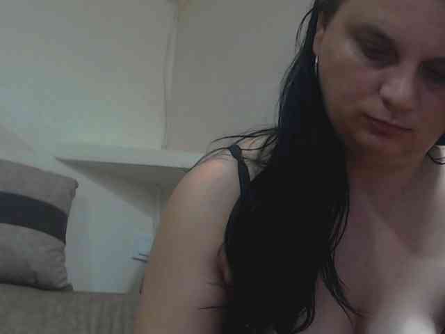 Nikol19721 webcam