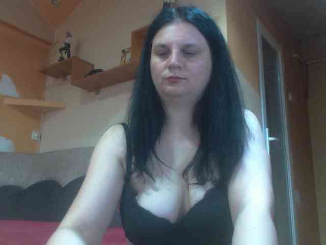 Nikol19721 webcam