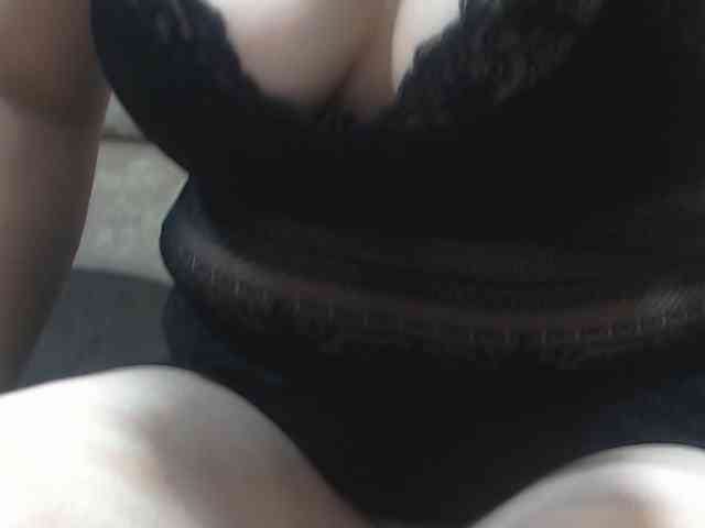 Nikol19721 webcam