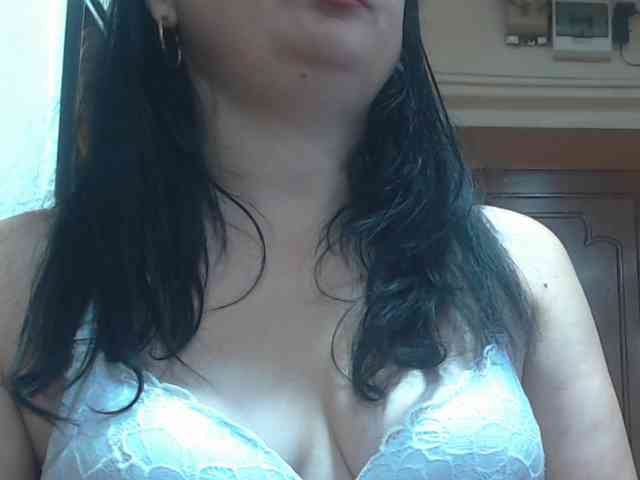 Nikol19721 webcam