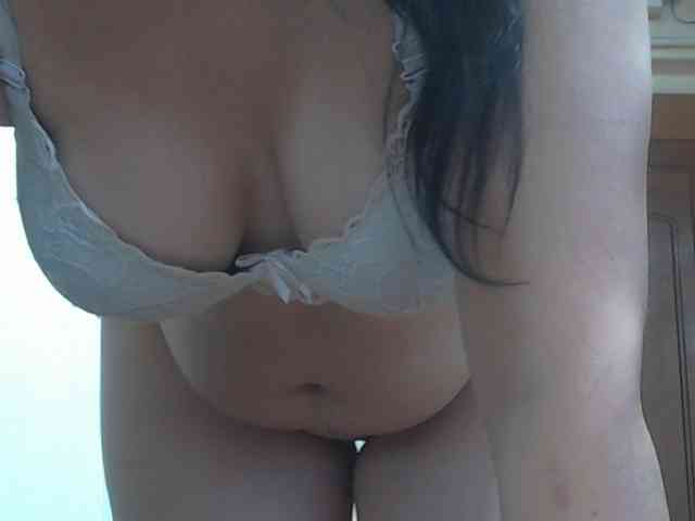 Nikol19721 webcam
