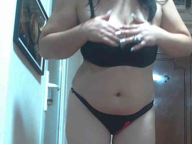 Nikol19721 webcam