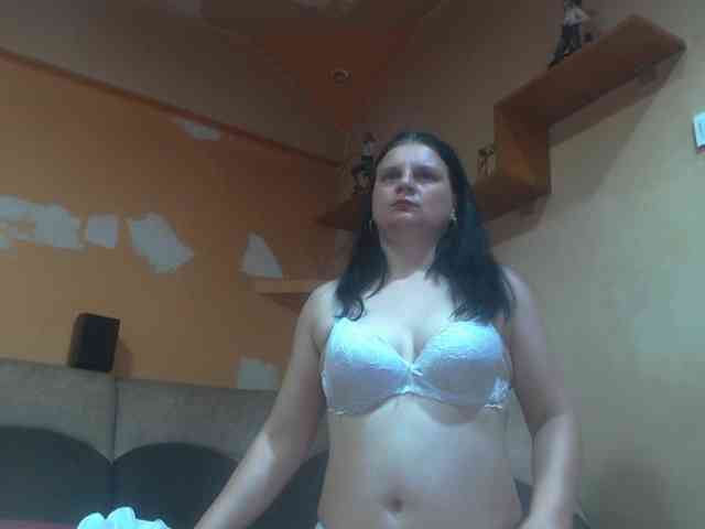 Nikol19721 webcam