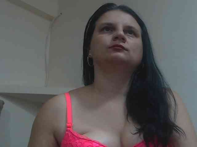 Nikol19721 webcam