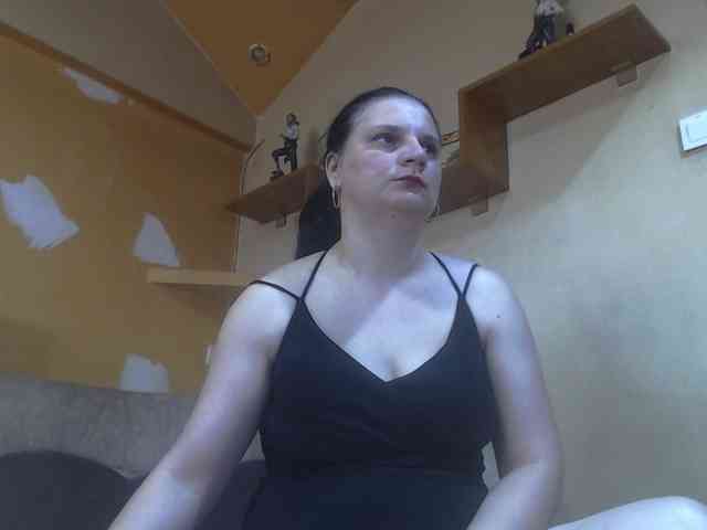 Nikol19721 webcam
