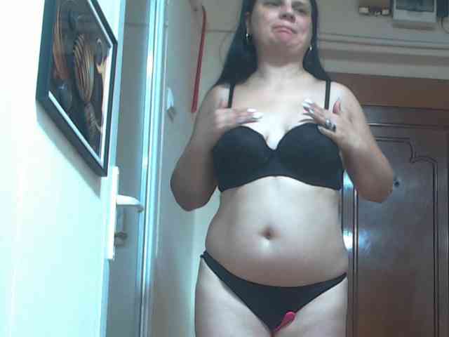 Nikol19721 webcam