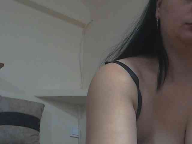 Nikol19721 webcam