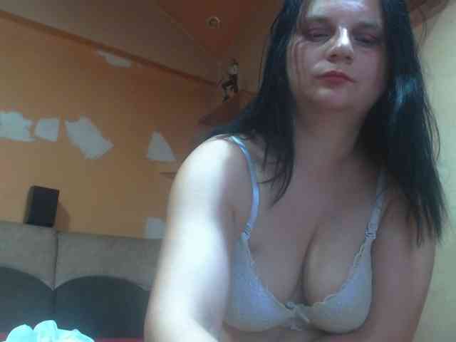 Nikol19721 webcam