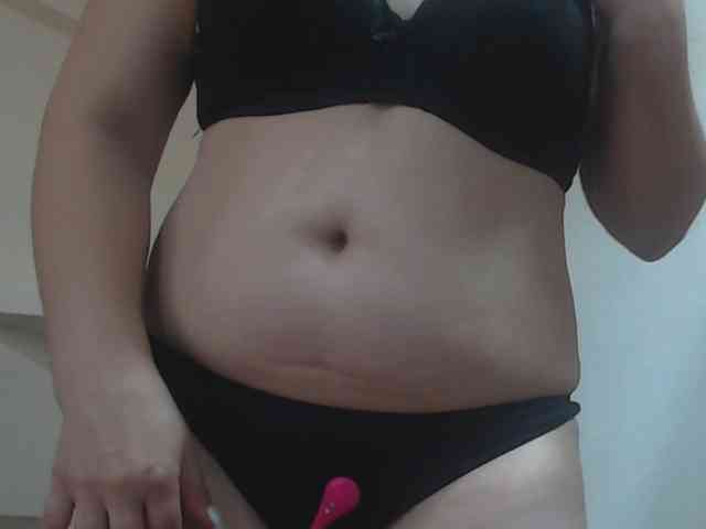 Nikol19721 webcam