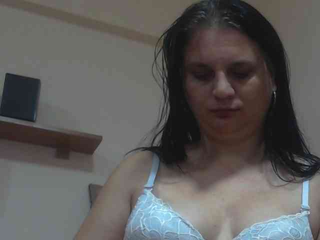 Nikol19721 webcam