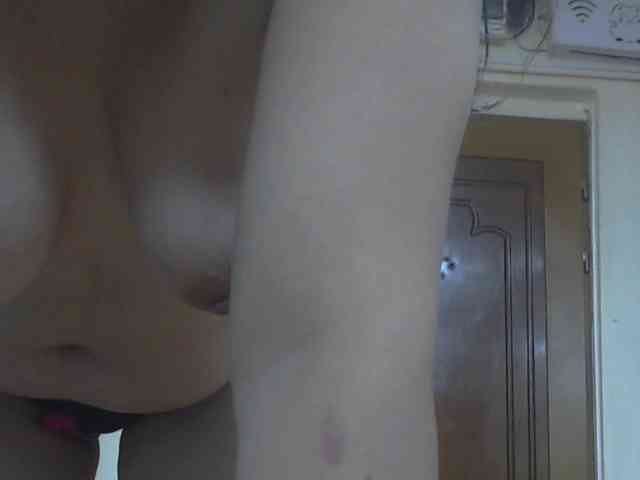 Nikol19721 webcam