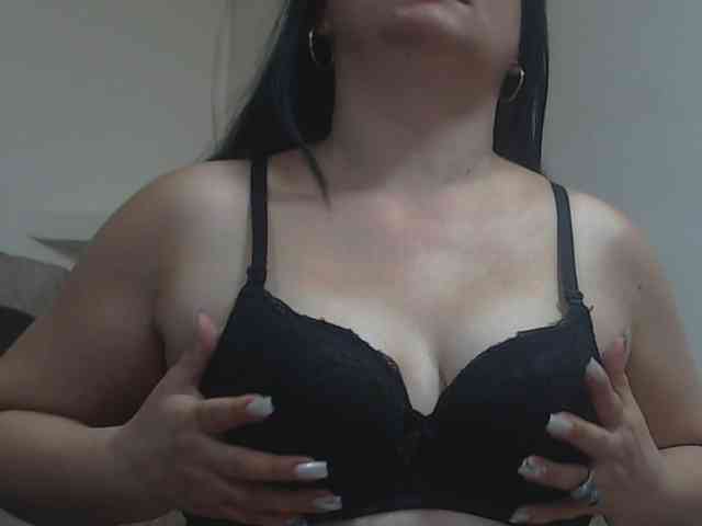 Nikol19721 webcam