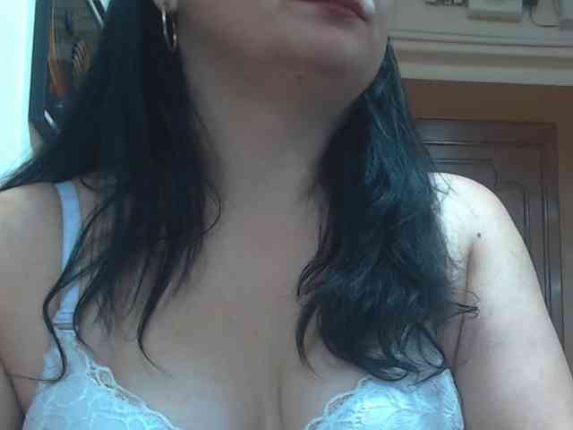 Nikol19721 webcam