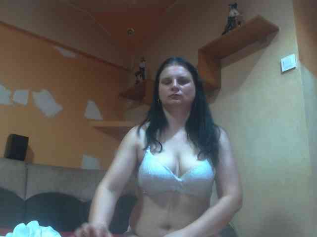 Nikol19721 webcam
