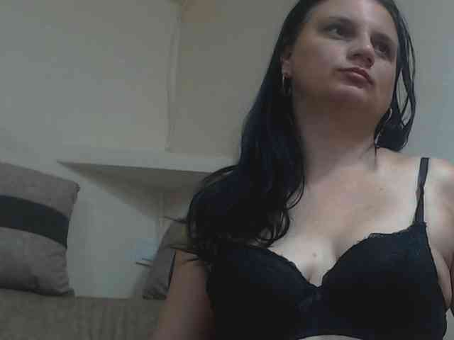 Nikol19721 webcam