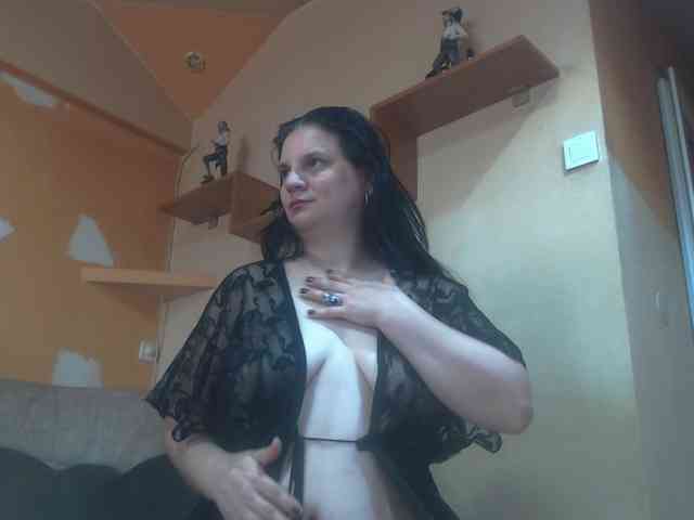 Nikol19721 webcam