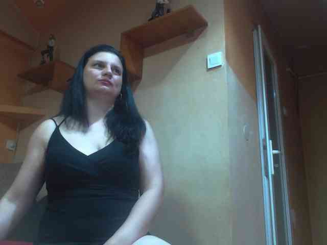 Nikol19721 webcam