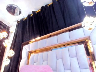 SarayRoyse Porn Show