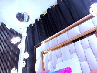 SarayRoyse Porn Show