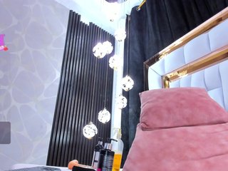 SarayRoyse Porn Show