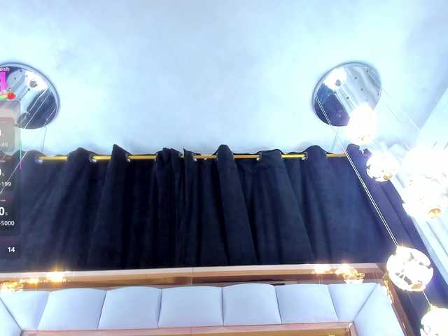  SarayRoyse chat room