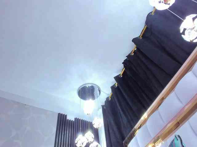 SarayRoyse SarayRoyse