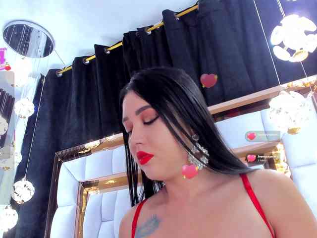 SarayRoyse SarayRoyse