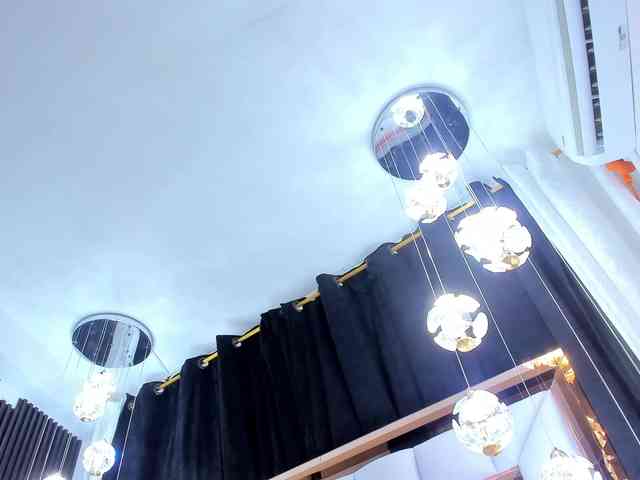 SarayRoyse SarayRoyse